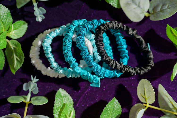 Pretties Scented Hair Ties | Uplift: A blend of 100% Peppermint, Eucalyptus, & Spearmint Essential Oils | Pk of 5 | Ombre